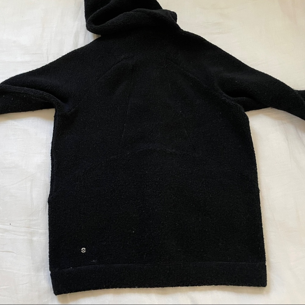Lululemon Jacket - Picture 7 of 7
